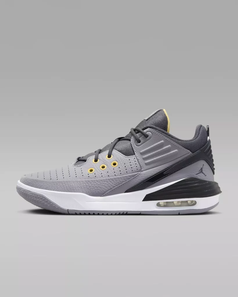 Кросівки Nike Air Jordan Max Aura 5