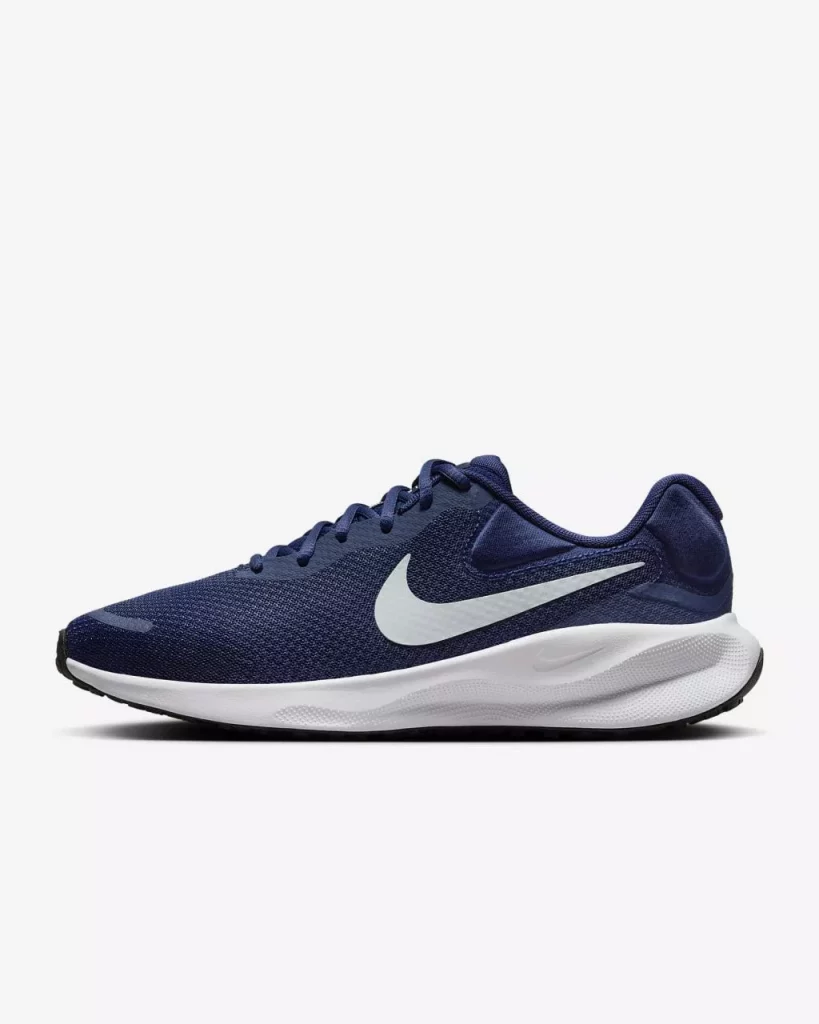 Кросівки Nike Revolution 7