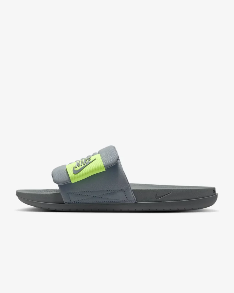 Тапочки Nike Offcourt Adjust Slides