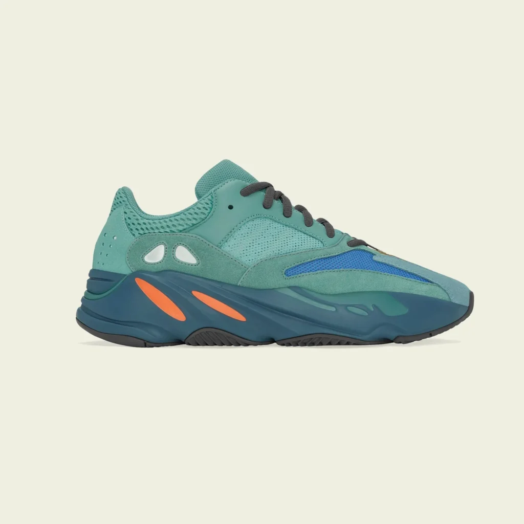 Кросівки Adidas Yeezy Boost 700