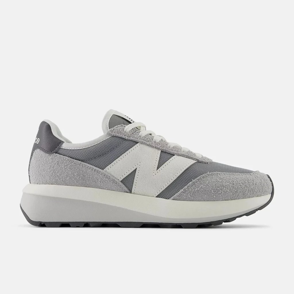 Кросівки New Balance 370