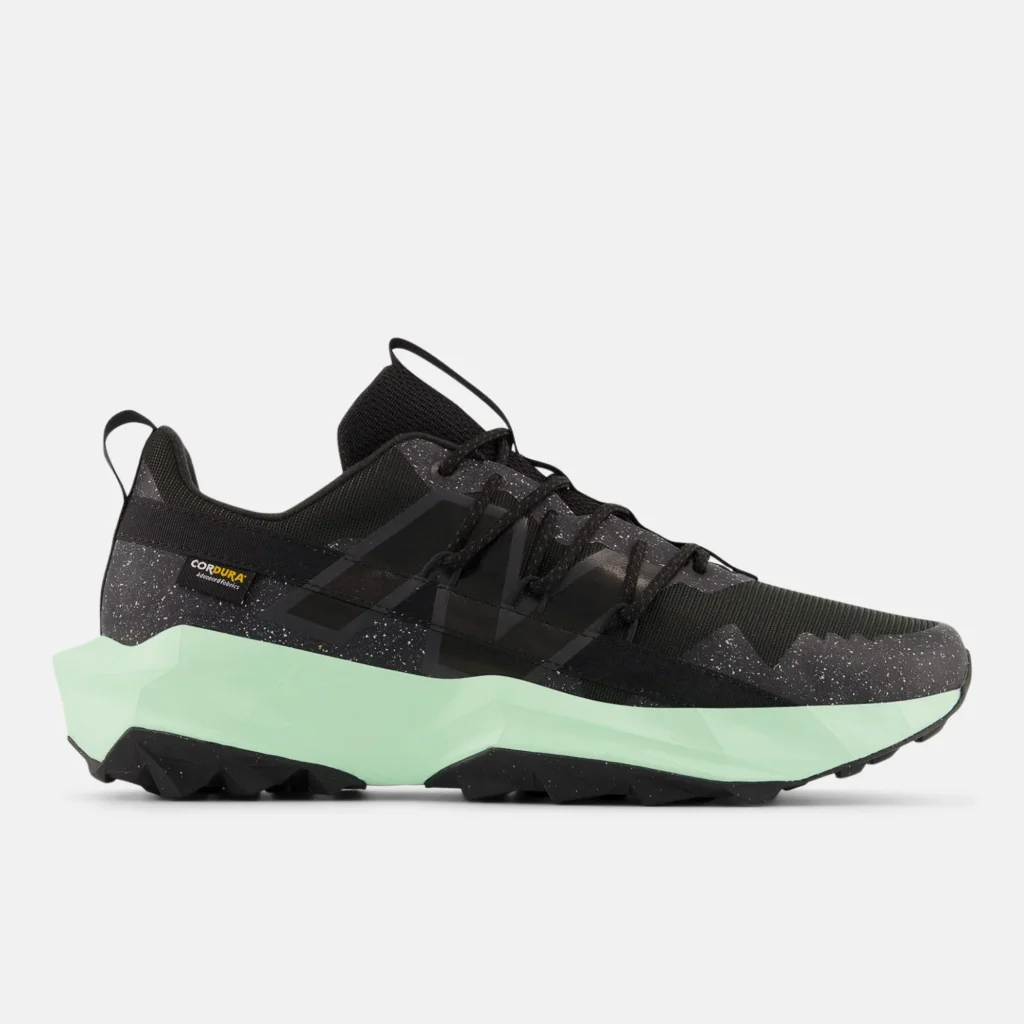 Кросівки New Balance Tektrel