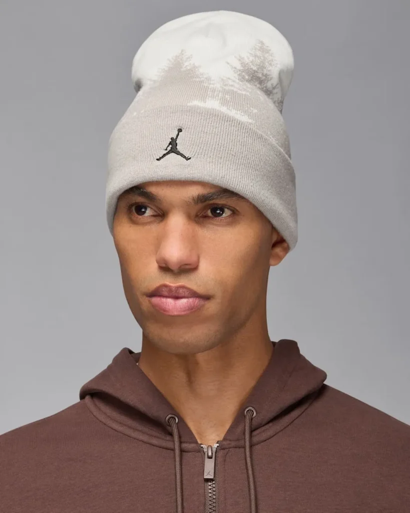 Шапка Nike Air Jordan Peak