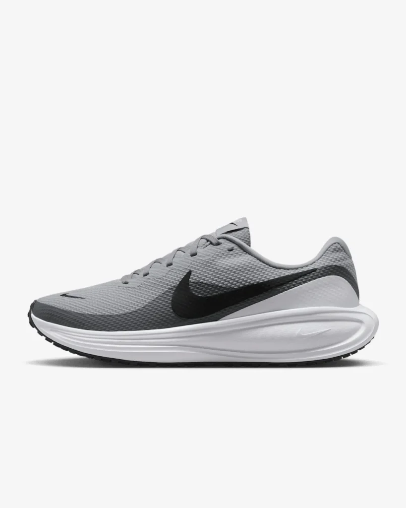 Кросівки Nike Revolution 8