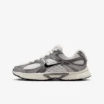 Кросівки Nike V5 RNR