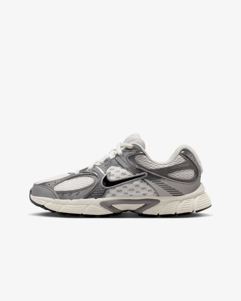 Кросівки Nike V5 RNR